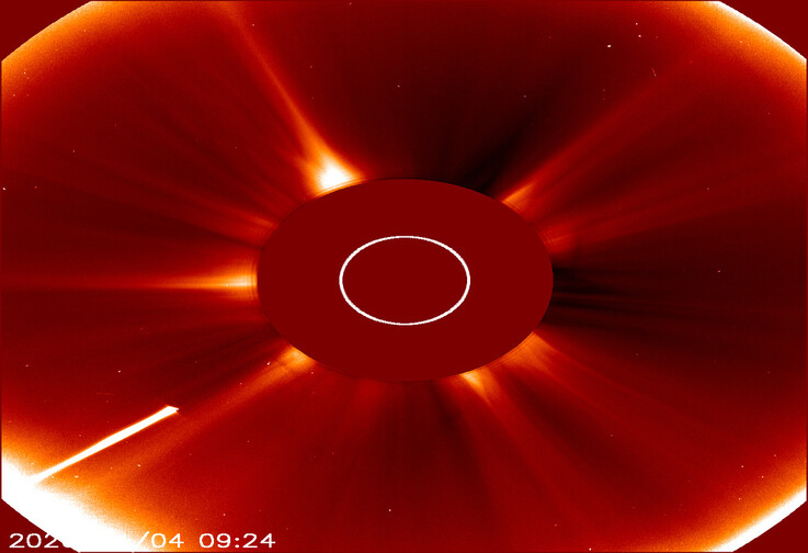 Изображение, показывающее комету C/2026 A1 (MAPS), направляющуюся к Солнцу.
