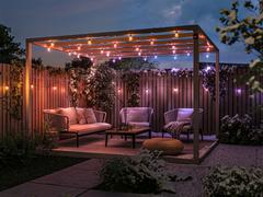 Компания Philips Hue расширяет линейку светильников Festavia, в которую входит, в частности, представленная на фотографии гирлянда с шаровидными светильниками для уличного освещения.