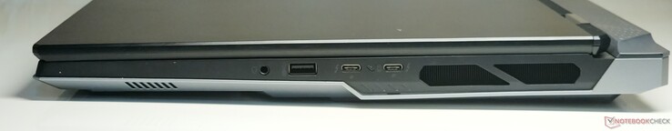Справа: комбинированный аудиоразъем 3,5 мм, USB 3.2 Gen2 Type-A, 2x Thunderbolt 5 (w/ DisplayPort 2.1-out и Power Delivery 3.1)