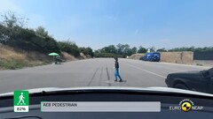 Испытание модели Y на безопасность с использованием манекена размером с ребенка (изображение: Euro NCAP)