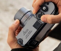 Leica перевыпускает три камеры в цвете