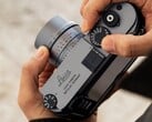 Leica перевыпускает три камеры в цвете "Металлический серый".