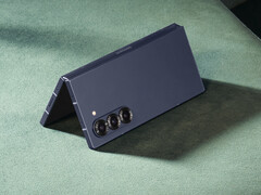 Galaxy Z Fold6 должен стать одним из первых в очереди на One UI 8 этим летом. (Источник изображения: Samsung)