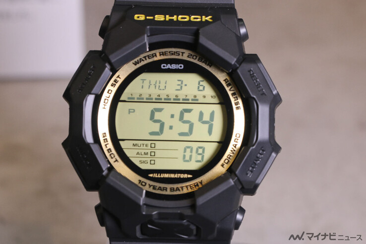 Часы Casio G-Shock GD-010GB-1A9. (Источник изображения: MyNavi News)