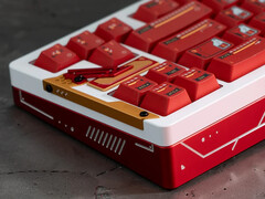 Игровая клавиатура Chilkey Slice68 HE красного цвета вид сзади
