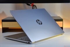 HP OmniBook 3 16 с Qualcomm Snapdragon X