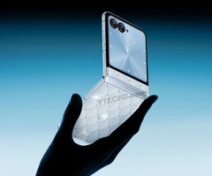 Компания Motorola, по всей видимости, работает над созданием флип-телефона с кристаллами Сваровски (Источник изображения: Ytechb)