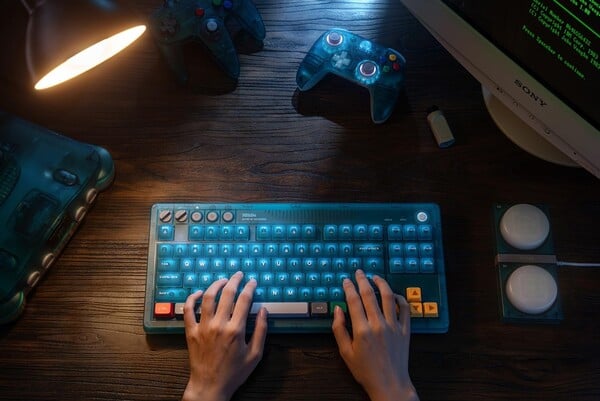 Механическая клавиатура Retro 87 в версии N64 оснащена специальными переключателями.