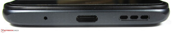 Нижняя грань: микрофон, порт USB-C 2.0, динамик