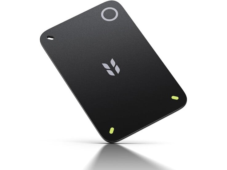 Толщина устройства Ugreen FineTrack Slim Duo составляет всего 1,9 мм