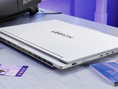 Lenovo Legion 7i 16 Gen 10 весит чуть меньше 2 кг и предлагает варианты процессоров Arrow Lake-HX (Источник изображения: Lenovo)