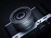 Fujifilm X-E5 помещает 40 МП APS-C сенсор в компактный корпус. (Источник изображения: Fujifilm)