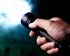 Новый фонарик TerraBeast оснащен встроенным лазером (Источник изображения: TerraBeast)