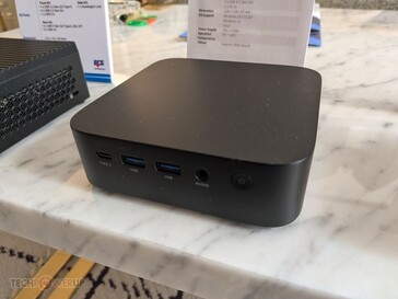 Порты ECS Liva Z6 Plus. (Источник изображения: TechPowerUp)