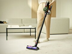 Аккумуляторный пылесос V8 Cyclone от Dyson (на фото) теперь доступен в Европе. (Источник изображения: Dyson)