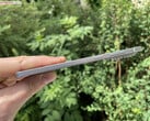 Снятый с производства ультратонкий смартфон Xiaomi мог бы составить конкуренцию Galaxy S25 Edge (на фото).