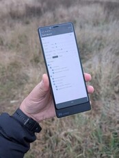 Прототип смартфона Sony Xperia 5G. (Источник изображения: OLX)