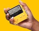 Лицам, заказавшим Playdate и с которых был списан соответствующий тариф, возвращаются денежные средства.