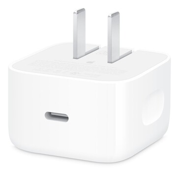 Новый динамический адаптер Apple мощностью 40 Вт может зарядить iPhone 17 и iPhone 17 Pro (Max) до 50% батареи всего за 20 минут. (Источник изображения: Apple)