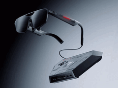 ROG Xreal R1 - это пара AR-очков, которые работают с портативными компьютерами, ПК и консолями.