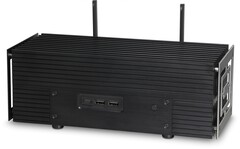 Quiet PC помещает компоненты Intel NUC 14 Pro+ в корпус Akasa Turing RC Pro. (Источник изображения: Quiet PC)