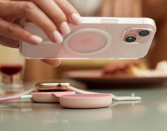 Зарядное устройство Twelve South ButterFly SE 2-в-1 Qi2 - это новое решение для зарядки iPhone и не только. (Источник изображения: Twelve South)