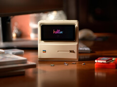 Модель Ayaneo AM01S в значительной степени опирается на ностальгическую эстетику. (Источник изображения: Ayaneo)