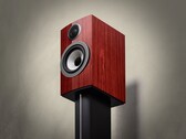 Bowers &amp; Wilkins 707 Prestige Edition имеет глянцевую отделку, состоящую из двенадцати слоев краски