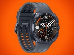 В модели Samsung Galaxy Watch Ultra 2 внесены лишь незначительные изменения в дизайне.