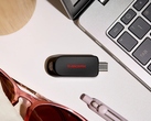 Размеры устройств серии CZB компании SanDisk составляют менее 2 дюймов, а вес — всего 6 граммов.