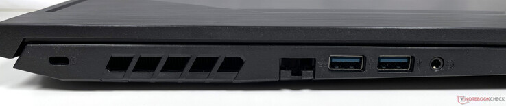 Левая сторона: слот замка Kensington, гигабитный Ethernet, 2х USB 3.2 Gen 1 Type-A, аудио разъем