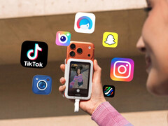 Insta360 подчеркивает, что Snap совместим, но не связан с приложениями, показанными здесь.