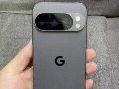Предположительный вид прототипа Google Pixel 10 Pro. (Источник изображения: via Mystic Leaks)