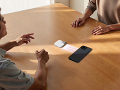 Anker Soundcore Work (на фото) поддерживает функцию подведения итогов на основе искусственного интеллекта и может автоматически определять несколько колонок. (Источник изображения: Anker Soundcore)