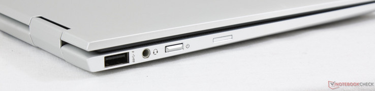 Левая сторона: USB 3.1 Type-A, аудио разъем, клавиша включения, слот nanoSIM