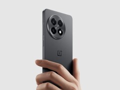 OnePlus 13R, продаваемый в Великобритании и ЕС, будет поставляться в меньшей розничной коробке. (Источник изображения: OnePlus)