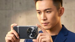 По словам надежного источника, частично сгенерированные искусственным интеллектом рендеры якобы раскрывают окончательный дизайн Oppo Find X9 Ultra. (Источник изображения: Smartprix)