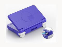 Retroid Pocket Flip 2 (на фото) - это портативная консоль с дизайном &quot;ракушка&quot;. (Источник изображения: Retroid)