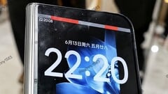 Судя по всему, более компактный и широкий смартфон Xiaomi Mix Fold 5 появился на первых фотографиях из практического обзора с установленной операционной системой HyperOS 4.