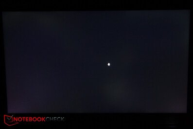 Незначительное обесцвечивание подсветки