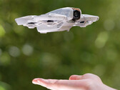 DJI Neo будет достаточно маленьким, чтобы взлететь с руки. (Источник изображения: @JasperEllens)