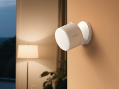 Мультисенсор присутствия FP300 (на фото) компании Aqara вышел в продажу по всему миру. (Источник изображения: Aqara)