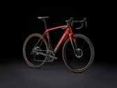 Велосипед Trek Domane+ SL оснащён карбоновой рамой