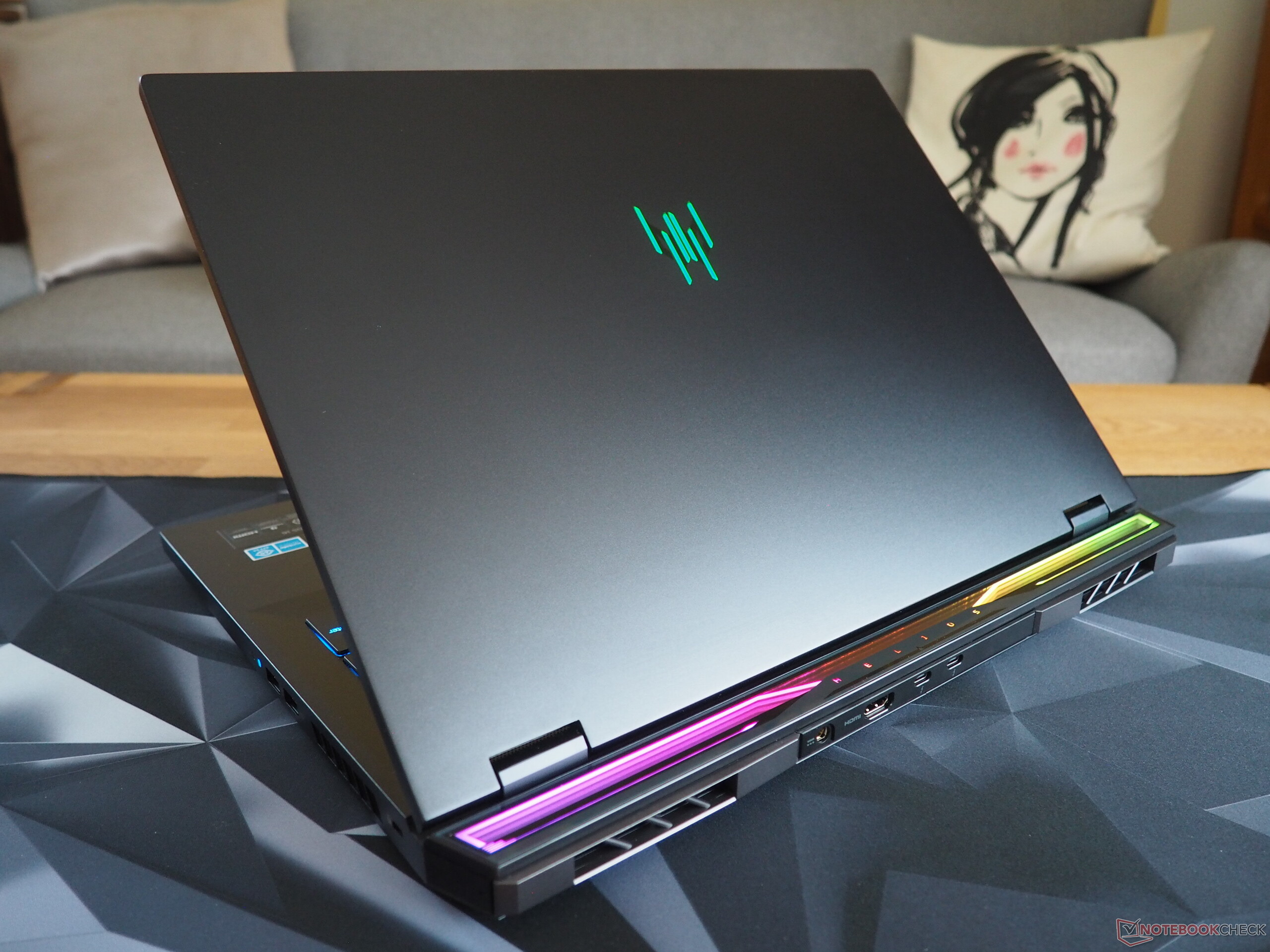 Acer Predator Helios 18 2024 18 notebookcheck ru
