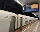 Бронирование мест не требуется: мы отправляемся в спонтанную поездку на скоростном поезде THSR из Нанганга до главного вокзала Тайбэя