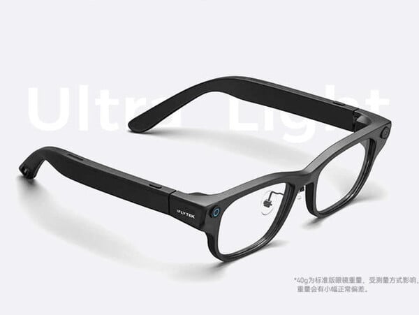 Очки IFlytek AI Glasses весят всего 40 грамм.