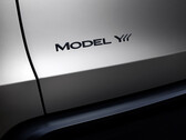 Логотип Model Y L намекает на три ряда сидений. (Источник изображения: Tesla)