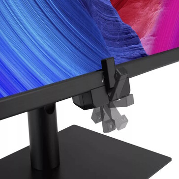 На борту имеется колориметр (Источник изображения: Asus)