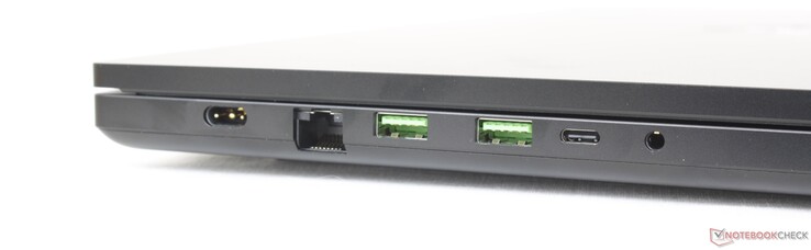 Левая сторона: адаптер, 2.5-Гбит Ethernet, 2x USB-A 3.2 Gen. 2, USB-C (Power Delivery + DisplayPort 1.4), аудио разъем