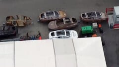 У Tesla есть несколько интригующих каркасов кузова новых автомобилей, разбросанных по территории завода во Фримонте. (Источник изображения: TslaChan/X)